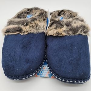 Floopi Slippers Women Blue Size (9-10)